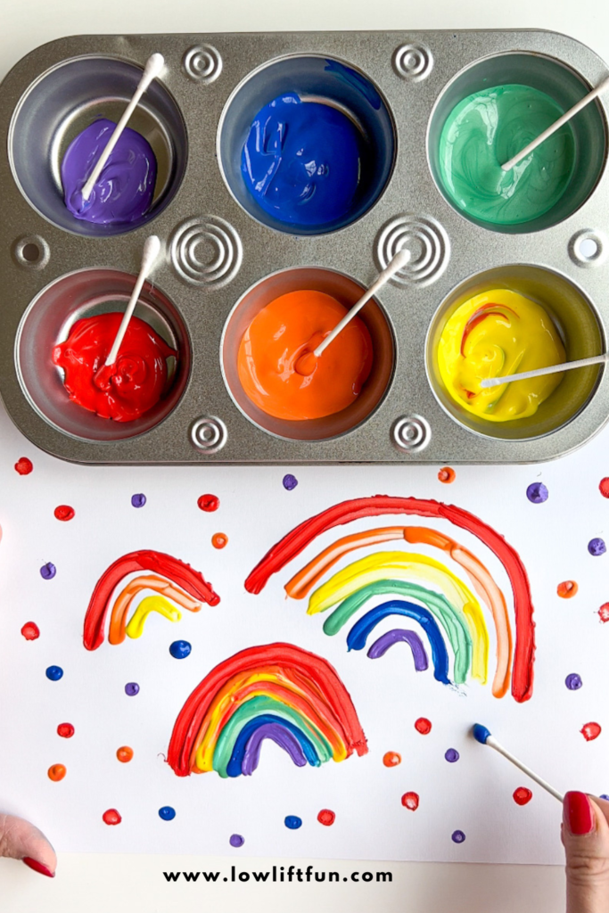 50 Easy Crafts for Kids - Q Tip Painting