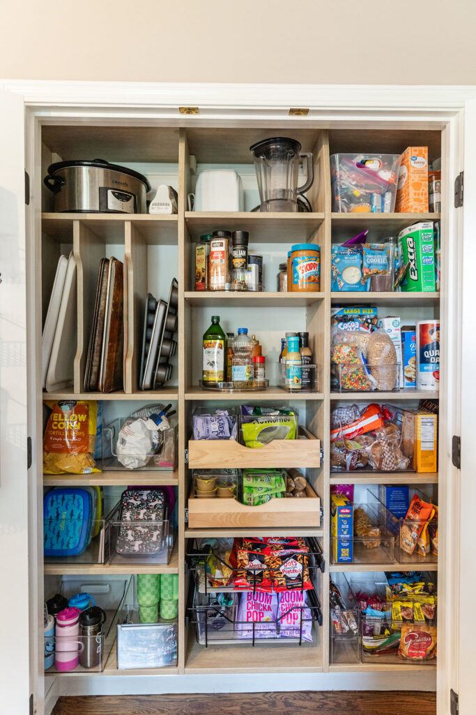 Small Pantry Makeover